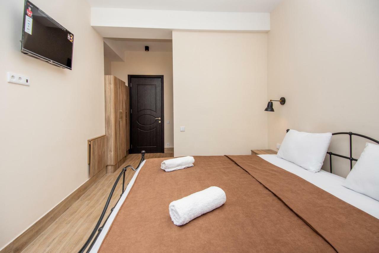 טביליסי Tonusi Luxe Hotel In The Historic City Center מראה חיצוני תמונה